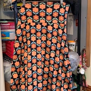 🌹 LuLaRoe maxi skirt.